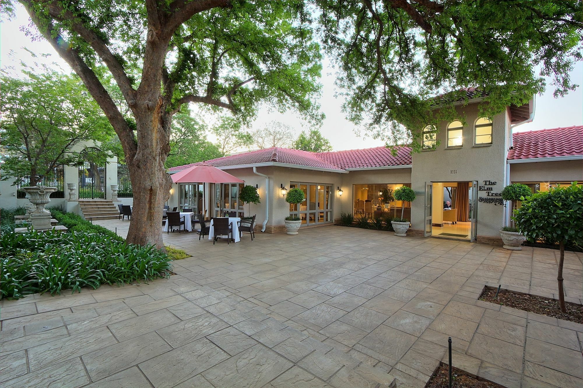 The Syrene Boutique Hotel Johannesburg Exterior photo